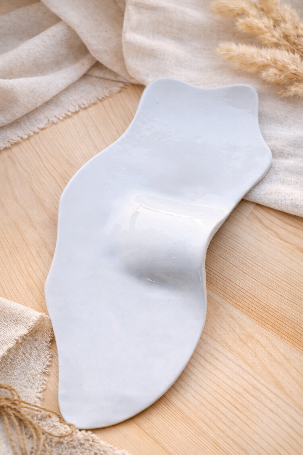 Wave 5 - Ceramic Serving Piece